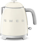 Smeg Petite Bouilloire Électrique KLF05CREU 0,8 L – 1400 W, argenté/crème